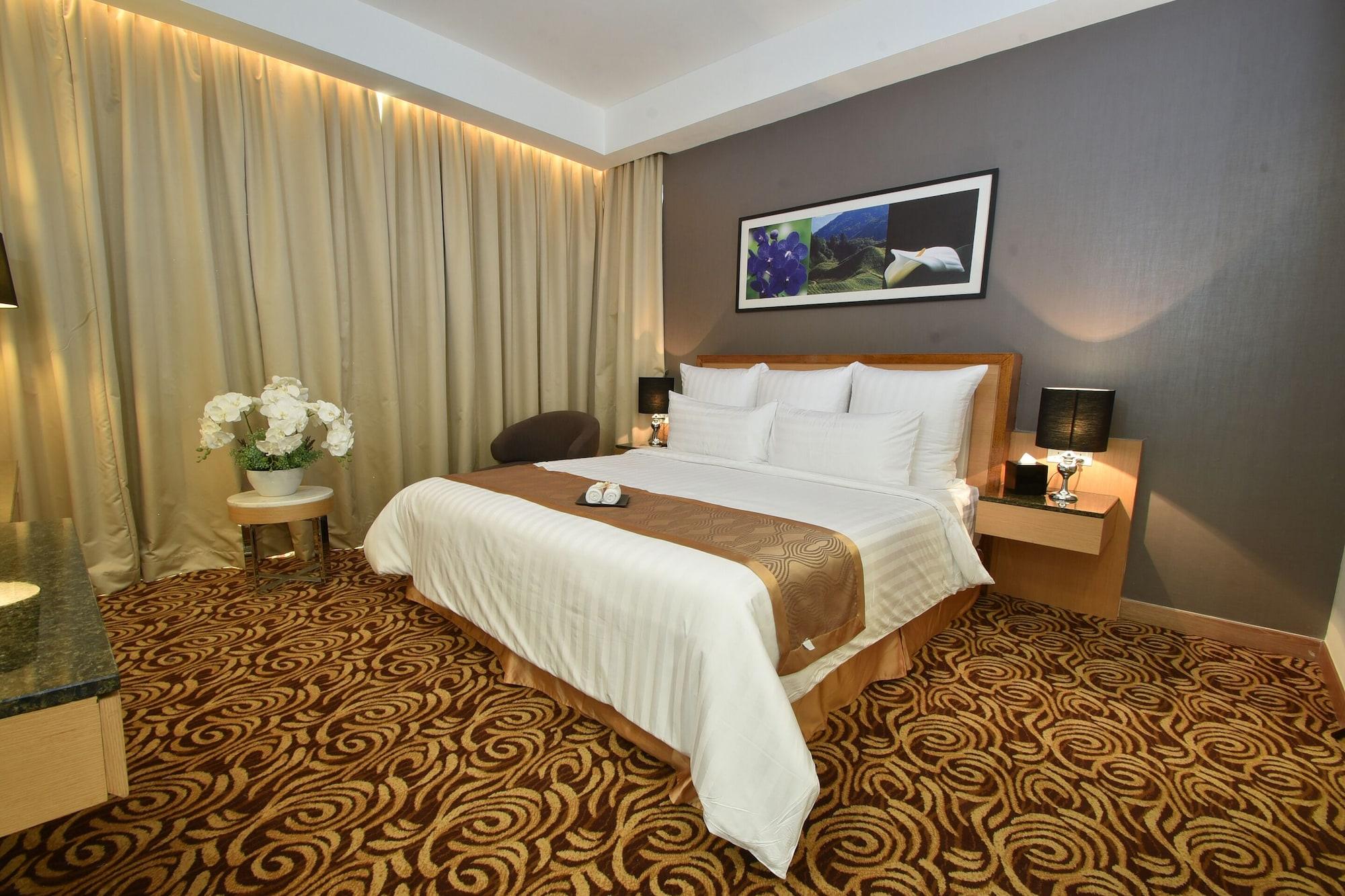 Tenera Hotel Bangi Extérieur photo