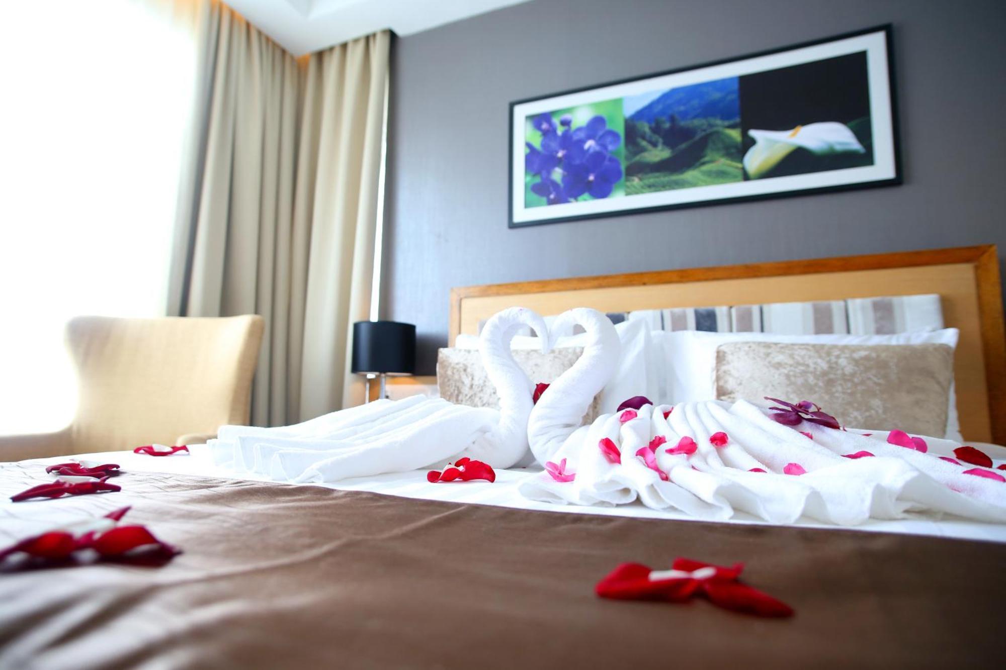 Tenera Hotel Bangi Extérieur photo