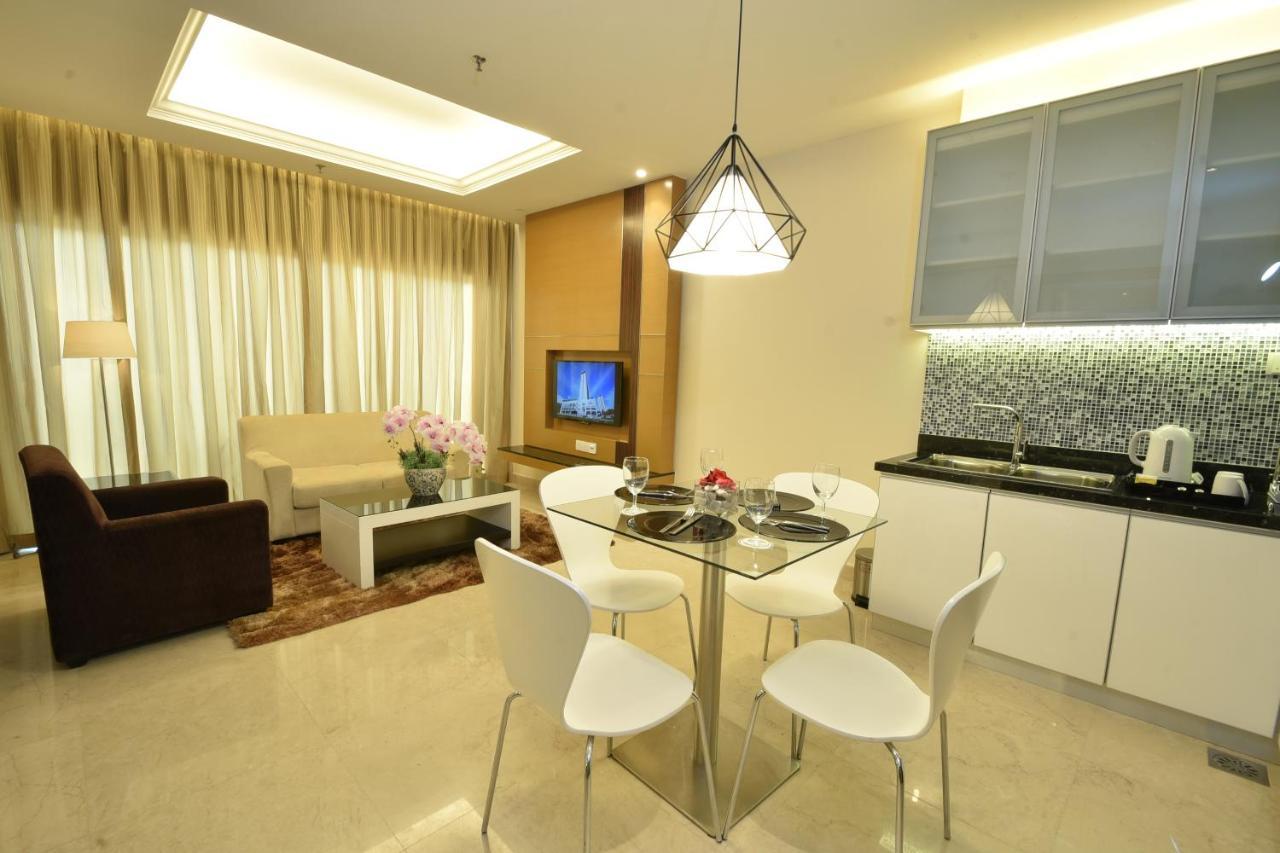 Tenera Hotel Bangi Extérieur photo